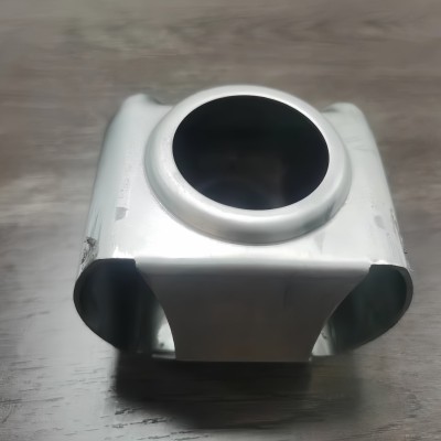 钢制70/30散热器片头厂家批发钢制暖气片片头