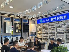 新疆有没有自带施工团队的暖气片厂家相关公司呢？